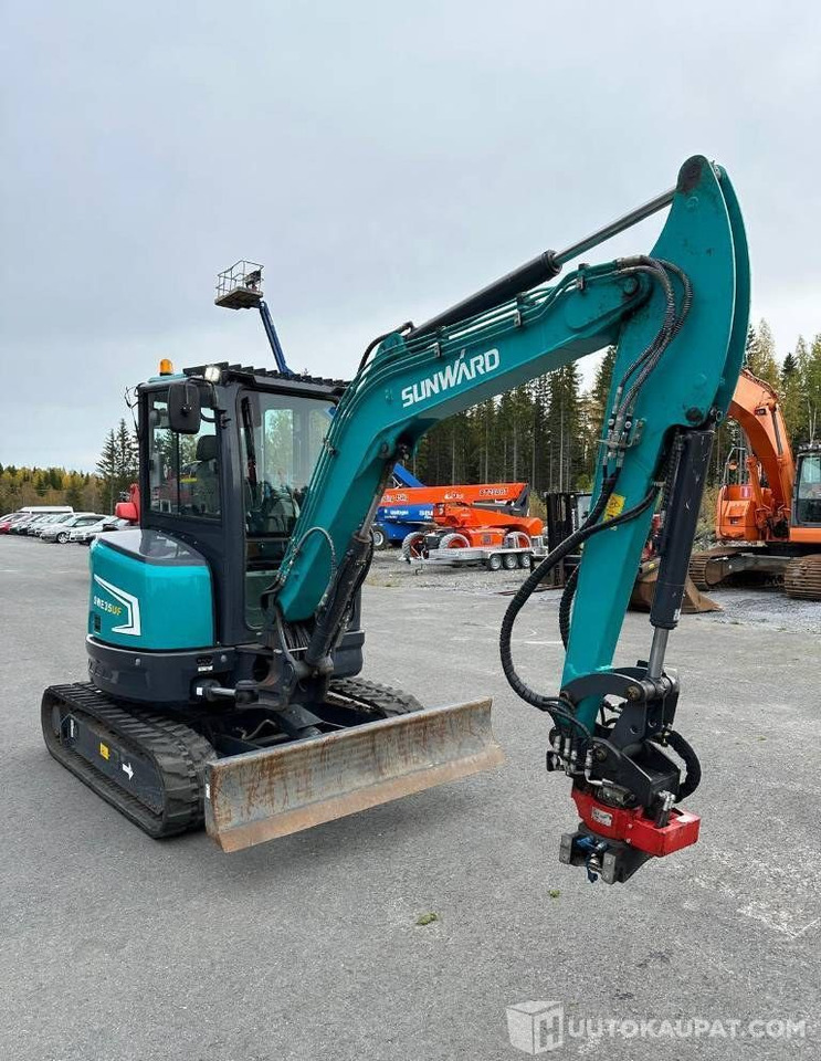 Mini escavadeira Sunward SWE35Uf, 2021, 391 h Kaivinkone, Lempäälä: foto 1