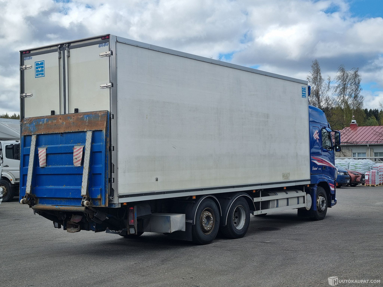 Volvo FH 12 6×2, 2002, Tampere - Camião furgão: foto 3 Volvo FH 12 6×2, 2002, Tampere - Camião furgão: foto 3