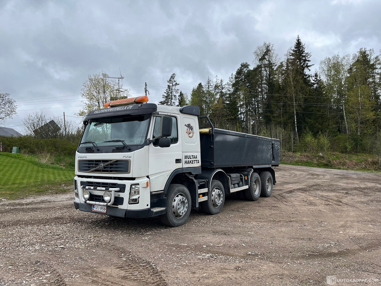 Volvo FM12, maansiirtokuorma-auto kipillä, 8X4, 2005, Vihti - Camião basculante: foto 2 Volvo FM12, maansiirtokuorma-auto kipillä, 8X4, 2005, Vihti - Camião basculante: foto 2