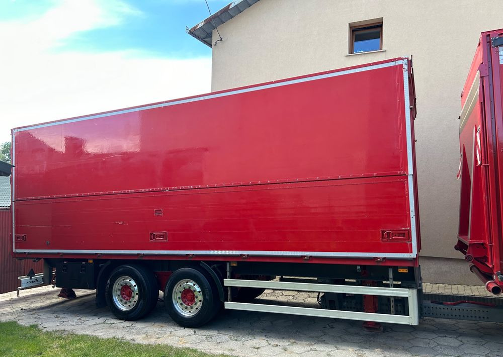 DAF XF 510 NAPOJÓWKA z Niemiec Retarder TOP ALUFELGI / FULL OPCJA / super space 106.510 106.460 480 530 najlepszy motor 6x2 26.510 26.460 - Camião de lona: foto 4 DAF XF 510 NAPOJÓWKA z Niemiec Retarder TOP ALUFELGI / FULL OPCJA / super space 106.510 106.460 480 530 najlepszy motor 6x2 26.510 26.460 - Camião de lona: foto 4
