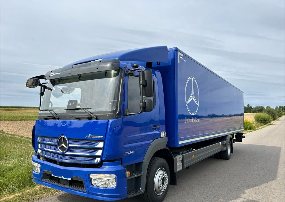 Mercedes-Benz Atego 1524 Z Niemiec 8.65m TOP 2018 Przód i tył na poduszkach 15t DMC / TOP STAN - Camião furgão: foto 2 Mercedes-Benz Atego 1524 Z Niemiec 8.65m TOP 2018 Przód i tył na poduszkach 15t DMC / TOP STAN - Camião furgão: foto 2
