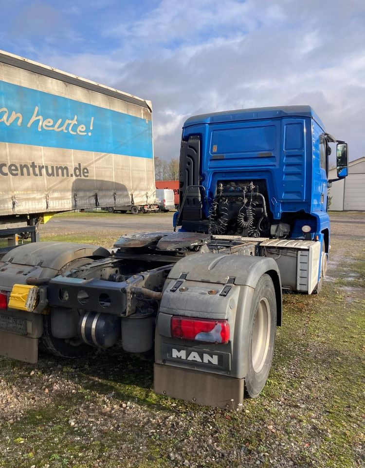 MAN TGS 18.400 NAUKA JAZDY z Niemiec NISKA KABINA ELKA AUTOMAT 4x2 STANDARD 315/70r22.5 SUPER STAN TGX 470 460 420 430 500 510 400 360 410 - Tractor: foto 2 MAN TGS 18.400 NAUKA JAZDY z Niemiec NISKA KABINA ELKA AUTOMAT 4x2 STANDARD 315/70r22.5 SUPER STAN TGX 470 460 420 430 500 510 400 360 410 - Tractor: foto 2