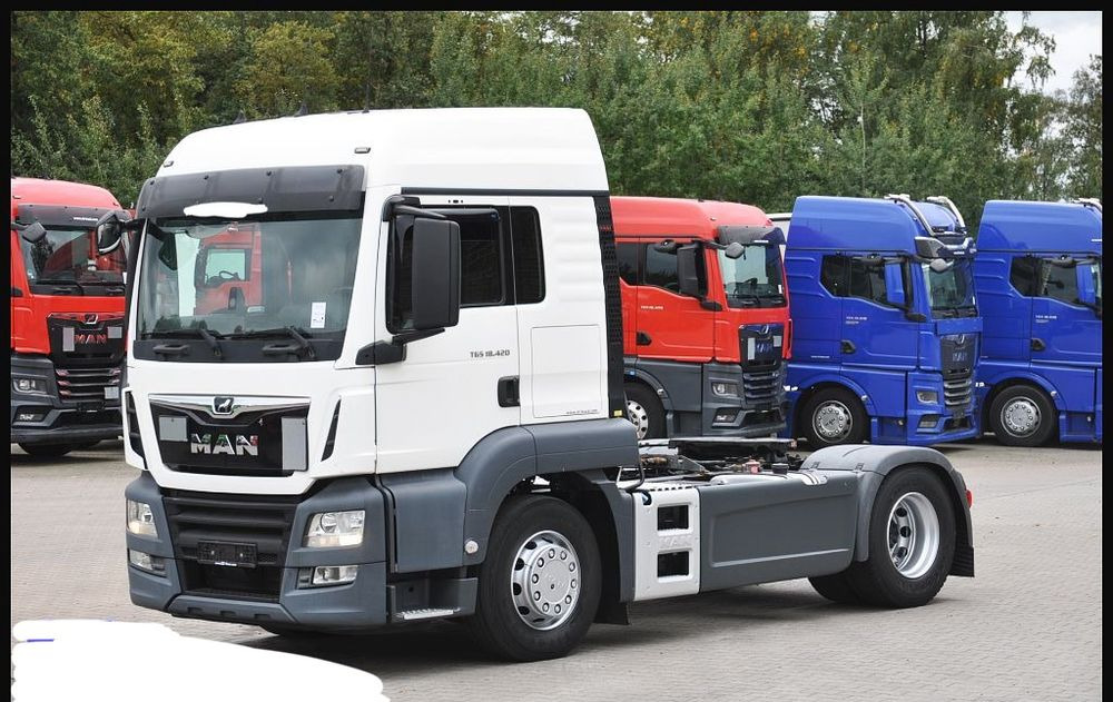 MAN TGS 18.420 2019 NAUKA JAZDY POLIFT ELKA AUTOMAT 4x2 STANDARD 315/70r22.5 SUPER STAN TGX 470 460 420 430 500 510 400 360 410 - Tractor: foto 2 MAN TGS 18.420 2019 NAUKA JAZDY POLIFT ELKA AUTOMAT 4x2 STANDARD 315/70r22.5 SUPER STAN TGX 470 460 420 430 500 510 400 360 410 - Tractor: foto 2