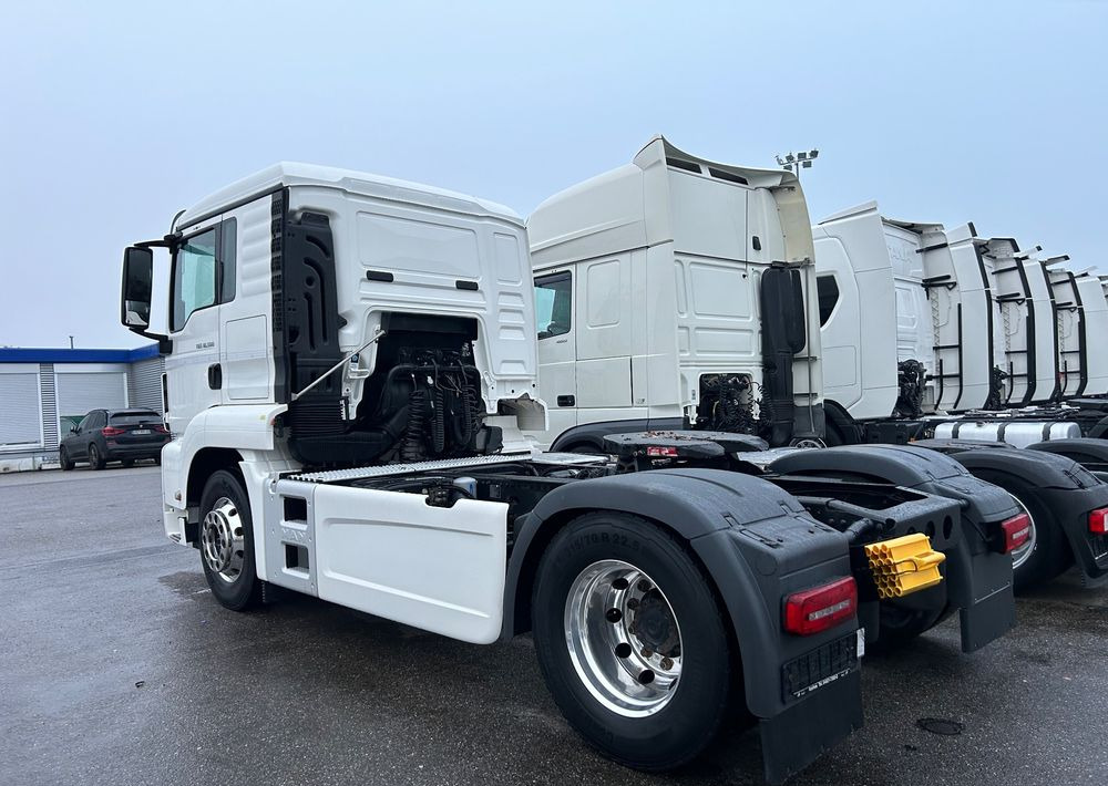 MAN TGS 18.500 TOP1 NAUKA JAZDY POLIFT ELKA AUTOMAT 4x2 STANDARD 315/70r22.5 SUPER STAN TGX 470 460 420 430 500 510 400 360 410 - Tractor: foto 4 MAN TGS 18.500 TOP1 NAUKA JAZDY POLIFT ELKA AUTOMAT 4x2 STANDARD 315/70r22.5 SUPER STAN TGX 470 460 420 430 500 510 400 360 410 - Tractor: foto 4