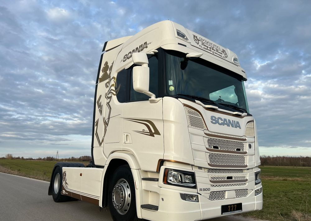 Scania R500 FULL AIR 2019 10x poduszki KLIMA POSTOJOWA / RETARDER / FULL SPOJLER / TOP STAN / od jedynego właściciela ! HYDRAULIKA spod beczki spożywczej ! / do wywrotu ruchomej podłogi beczki TOP TOP - Tractor: foto 3 Scania R500 FULL AIR 2019 10x poduszki KLIMA POSTOJOWA / RETARDER / FULL SPOJLER / TOP STAN / od jedynego właściciela ! HYDRAULIKA spod beczki spożywczej ! / do wywrotu ruchomej podłogi beczki TOP TOP - Tractor: foto 3