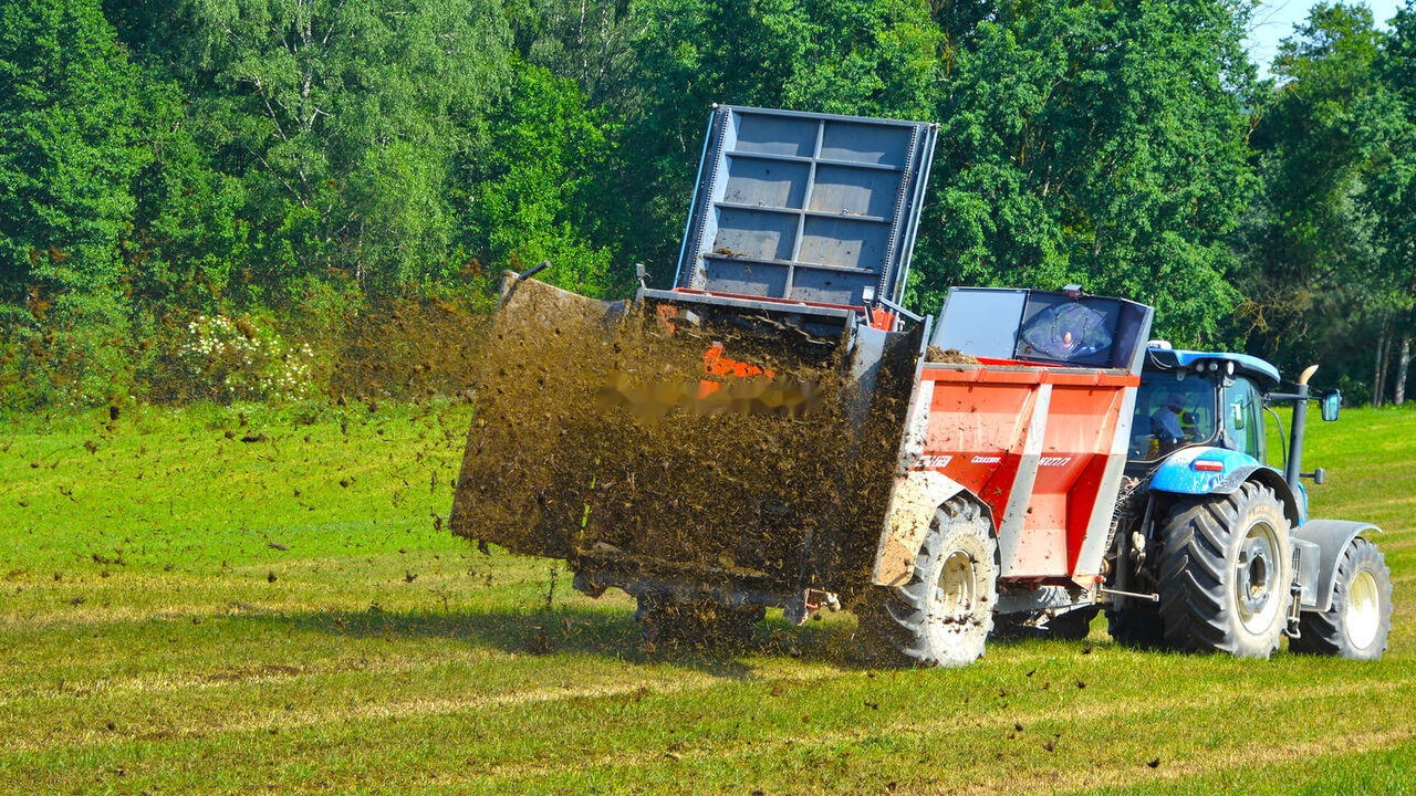 Metal-Fach N277/7- 18t - CERBERUS VERTI jednoosiowy - Espalhador de estrume: foto 3 Metal-Fach N277/7- 18t - CERBERUS VERTI jednoosiowy - Espalhador de estrume: foto 3