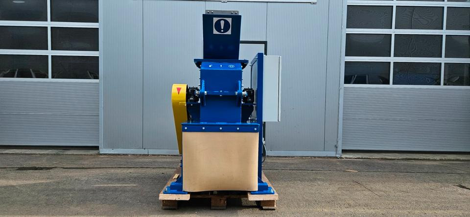 Labor HAMMERMÜHLE HM 300 - Britador: foto 2 Labor HAMMERMÜHLE HM 300 - Britador: foto 2