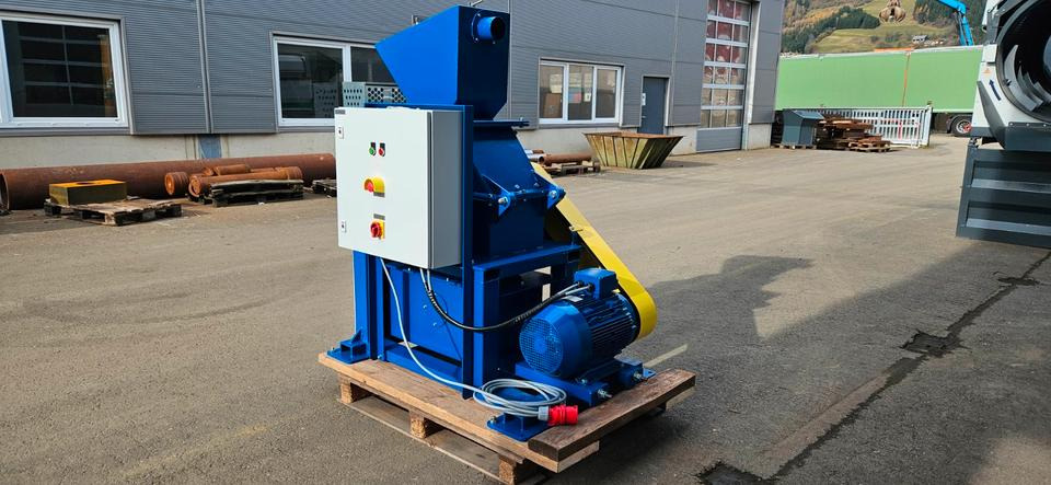 Labor HAMMERMÜHLE HM 300 - Britador: foto 4 Labor HAMMERMÜHLE HM 300 - Britador: foto 4