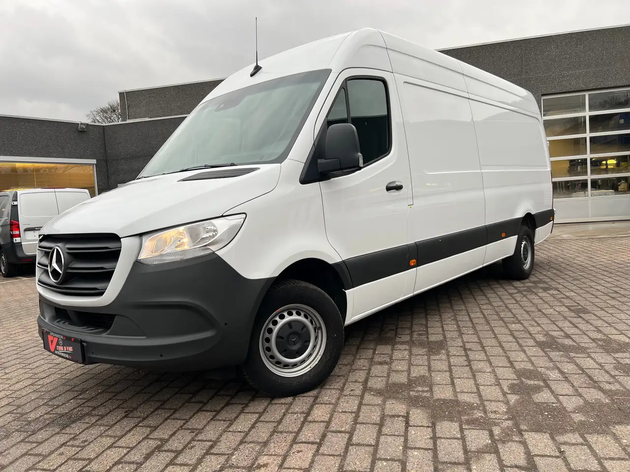Mercedes-Benz Sprinter 317 L3H2 (37.000ex) 9G-TRONIC CAMERA PTS MBUX - Furgão: foto 2 Mercedes-Benz Sprinter 317 L3H2 (37.000ex) 9G-TRONIC CAMERA PTS MBUX - Furgão: foto 2