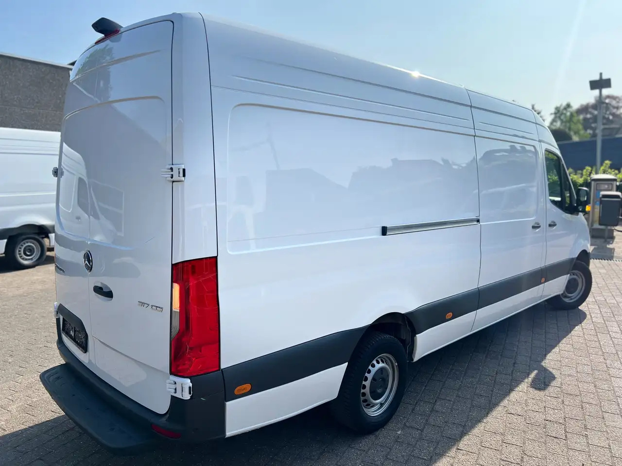 Mercedes-Benz Sprinter 317 L3H2 PRO (35.950ex) FACELIFT |CAMERA| 11" MBUX - Furgão: foto 4 Mercedes-Benz Sprinter 317 L3H2 PRO (35.950ex) FACELIFT |CAMERA| 11" MBUX - Furgão: foto 4
