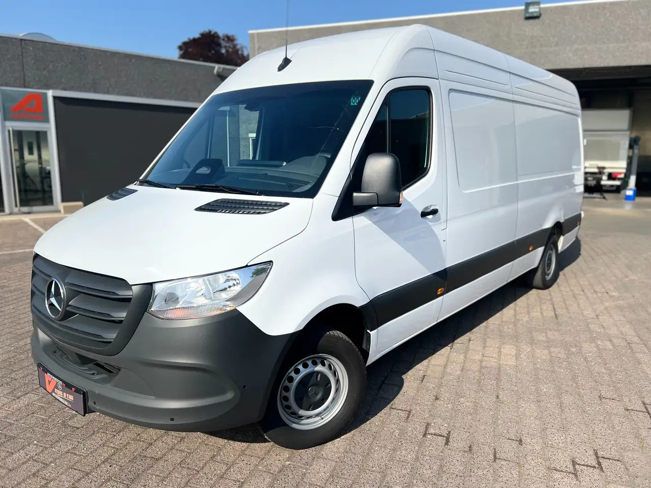 Mercedes-Benz Sprinter 317 L3H2 PRO (35.950ex) FACELIFT |CAMERA| 11" MBUX - Furgão: foto 2 Mercedes-Benz Sprinter 317 L3H2 PRO (35.950ex) FACELIFT |CAMERA| 11" MBUX - Furgão: foto 2