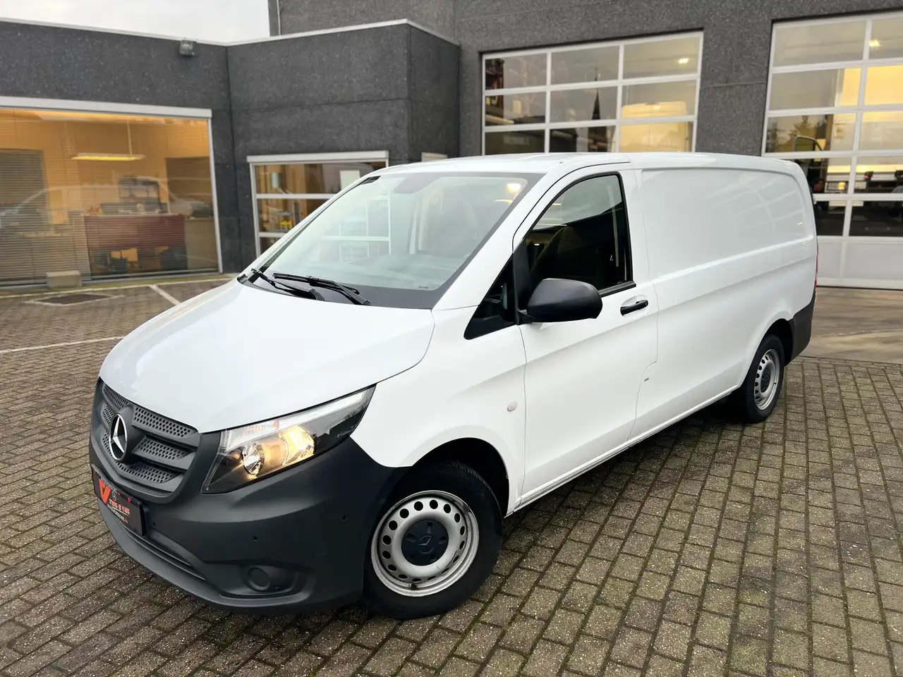 Mercedes-Benz Vito 114 PERFECT TOOL A2/L2 (28.900ex.) Camera|AUDIO40 - Furgão: foto 2 Mercedes-Benz Vito 114 PERFECT TOOL A2/L2 (28.900ex.) Camera|AUDIO40 - Furgão: foto 2