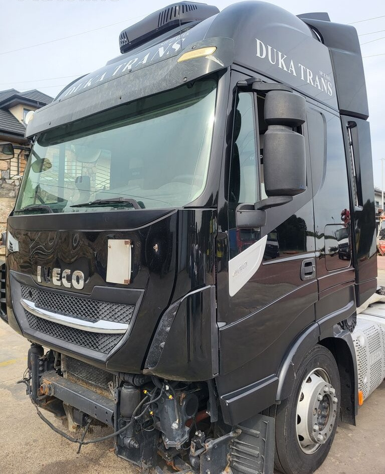 IVECO Stralis Hi-Way XP 2017r. Lift truck - Cabine por Camião: foto 1 IVECO Stralis Hi-Way XP 2017r. Lift truck - Cabine por Camião: foto 1