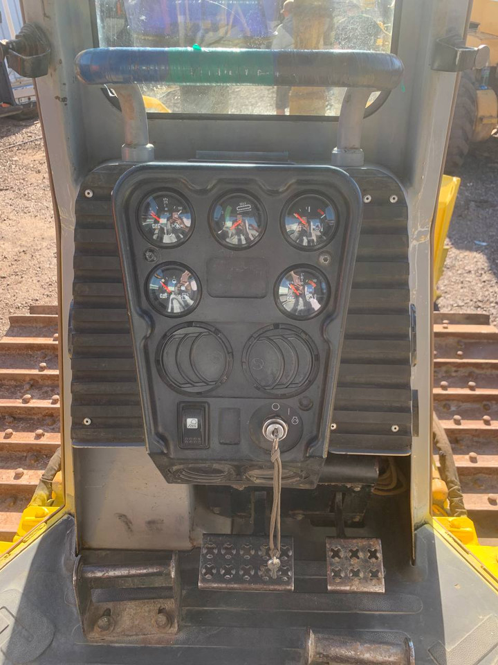 CATERPILLAR D5G - Buldôzer: foto 3 CATERPILLAR D5G - Buldôzer: foto 3