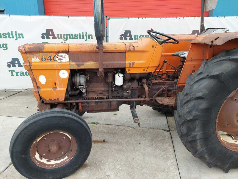 Fiat 640/8 - Trator: foto 3 Fiat 640/8 - Trator: foto 3
