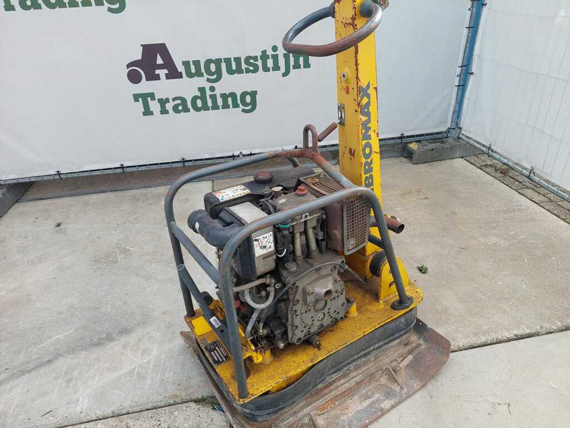 Vibromax AT 35 - Placas vibratórias: foto 1 Vibromax AT 35 - Placas vibratórias: foto 1