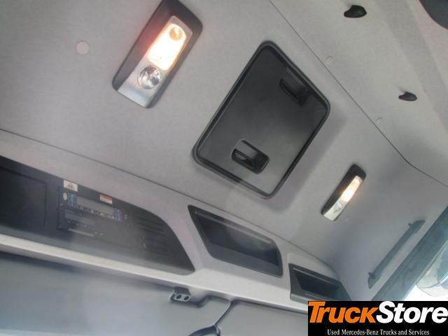 Camião frigorífico Mercedes-Benz Antos 2530 L: foto 6