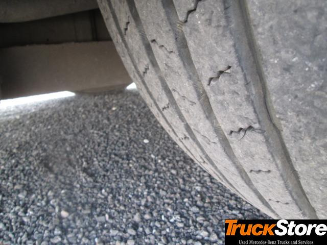 Caminhão de lixo para transporte de lixo Mercedes-Benz Econic 2630: foto 6