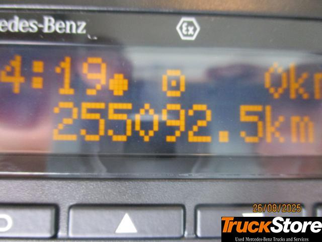 Tractor Mercedes-Benz Actros 1845 LS nRL: foto 9