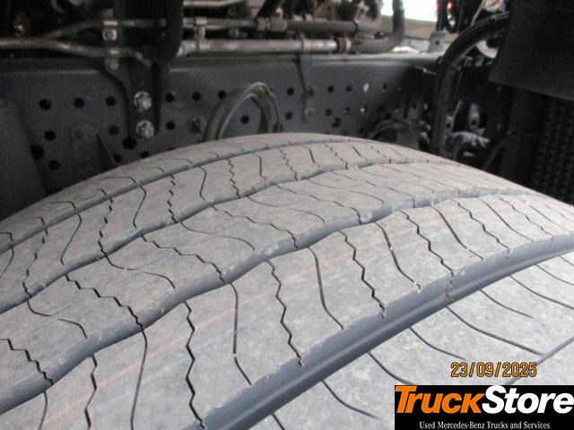 Tractor Mercedes-Benz Actros 1848 LS: foto 6 Tractor Mercedes-Benz Actros 1848 LS: foto 6