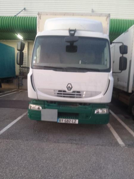 Renault Midlum 270 - Camião furgão: foto 1 Renault Midlum 270 - Camião furgão: foto 1