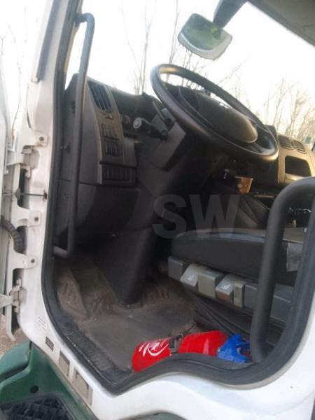 Renault Midlum 270 - Camião furgão: foto 4 Renault Midlum 270 - Camião furgão: foto 4