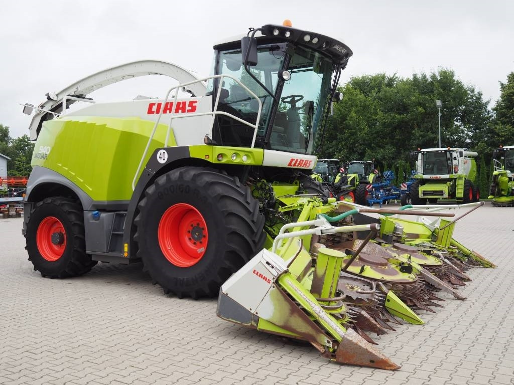 Claas Jaguar 940 4WD + Orbis 600 SD - Picadora de forragem automotriz: foto 4 Claas Jaguar 940 4WD + Orbis 600 SD - Picadora de forragem automotriz: foto 4