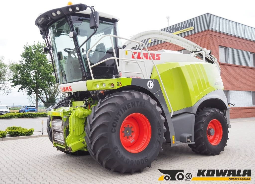 Claas Jaguar 940 4WD - Picadora de forragem automotriz: foto 1 Claas Jaguar 940 4WD - Picadora de forragem automotriz: foto 1