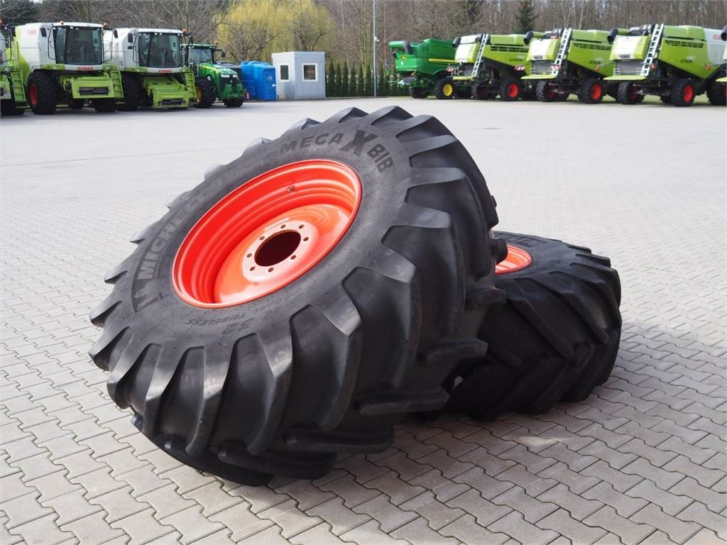 Claas Koła rolnicze 650/75 R32 - Claas - Máquina para produção de feno: foto 5 Claas Koła rolnicze 650/75 R32 - Claas - Máquina para produção de feno: foto 5