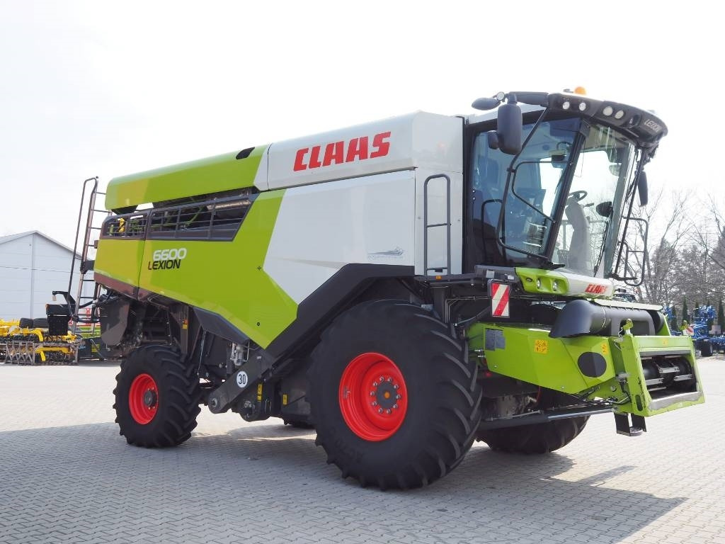 Claas Lexion 6600 GPS + V770 - Ceifeira debulhadora: foto 4 Claas Lexion 6600 GPS + V770 - Ceifeira debulhadora: foto 4