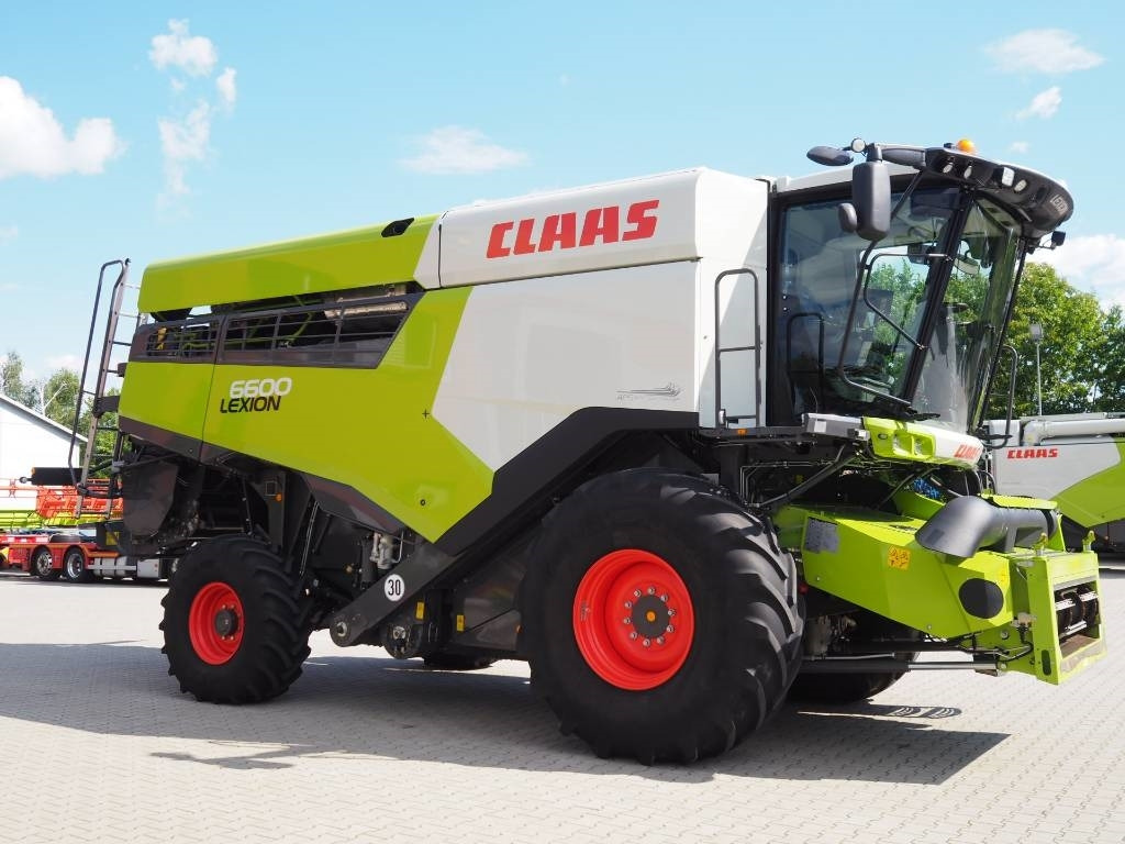 Claas Lexion 6600 + V680 - Ceifeira debulhadora: foto 4 Claas Lexion 6600 + V680 - Ceifeira debulhadora: foto 4