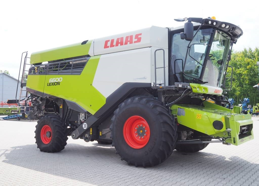 Claas Lexion 6600 + V770 - Ceifeira debulhadora: foto 4 Claas Lexion 6600 + V770 - Ceifeira debulhadora: foto 4