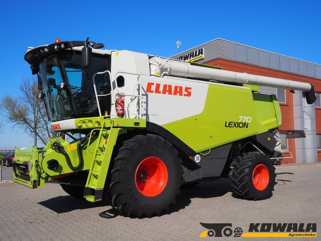 Claas Lexion 770 GPS + V1050 - Ceifeira debulhadora: foto 1 Claas Lexion 770 GPS + V1050 - Ceifeira debulhadora: foto 1