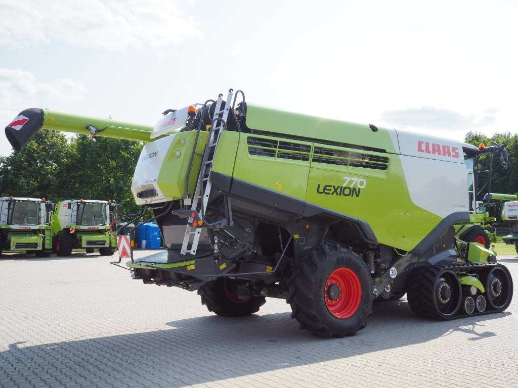 Claas Lexion 770TT + V1050 - Ceifeira debulhadora: foto 3 Claas Lexion 770TT + V1050 - Ceifeira debulhadora: foto 3