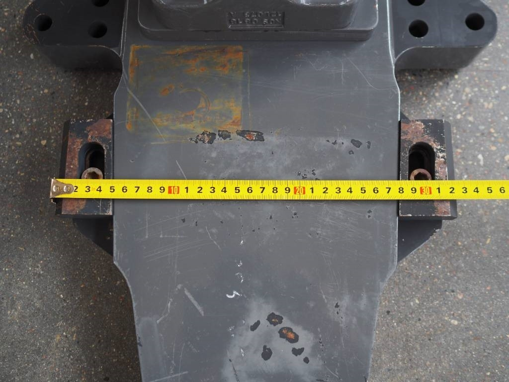 Claas Xerion - bumper hitch K80 - Carroceria e exterior por Máquina agrícola: foto 3 Claas Xerion - bumper hitch K80 - Carroceria e exterior por Máquina agrícola: foto 3