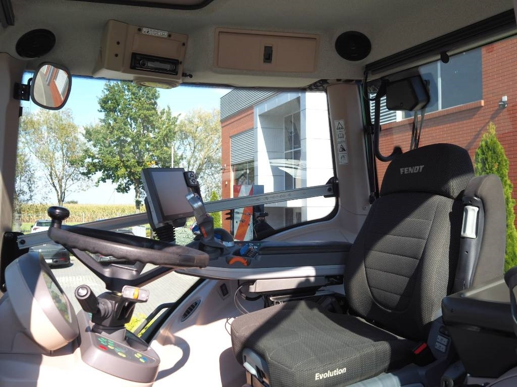 Fendt 824 Vario S4 ProfiPlus, GPS - Trator: foto 5 Fendt 824 Vario S4 ProfiPlus, GPS - Trator: foto 5