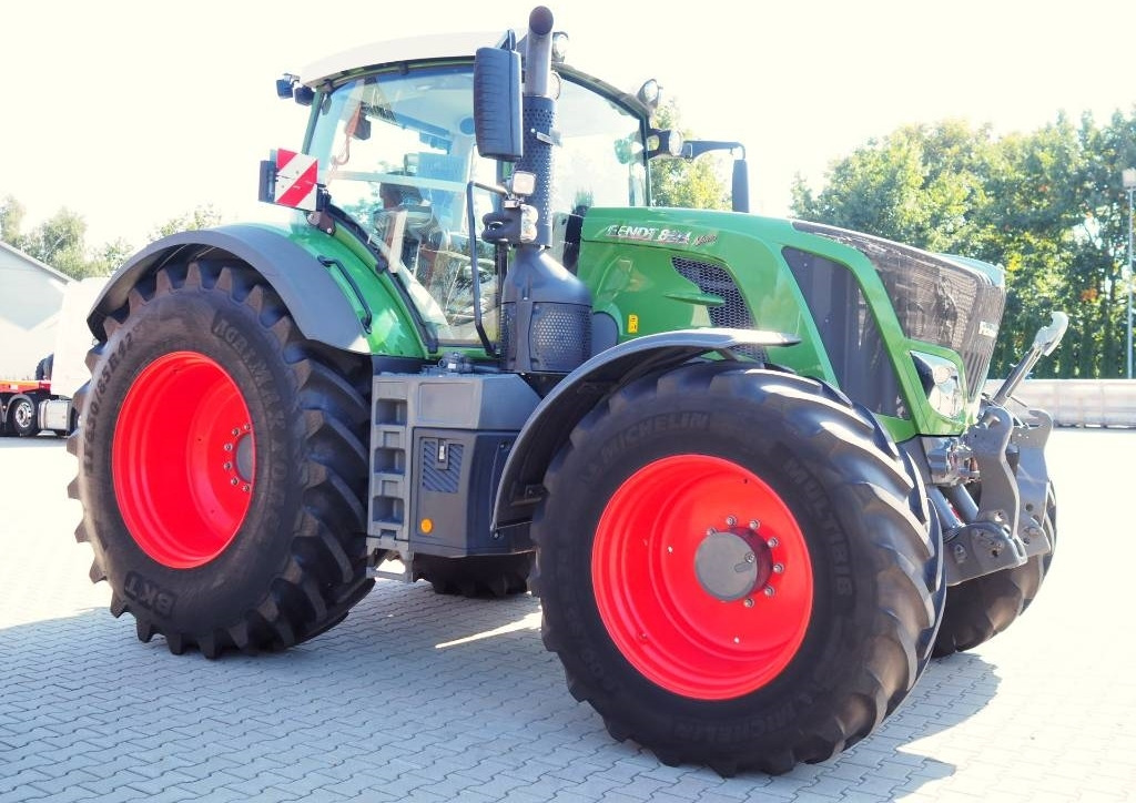 Fendt 824 Vario S4 ProfiPlus, GPS - Trator: foto 4 Fendt 824 Vario S4 ProfiPlus, GPS - Trator: foto 4