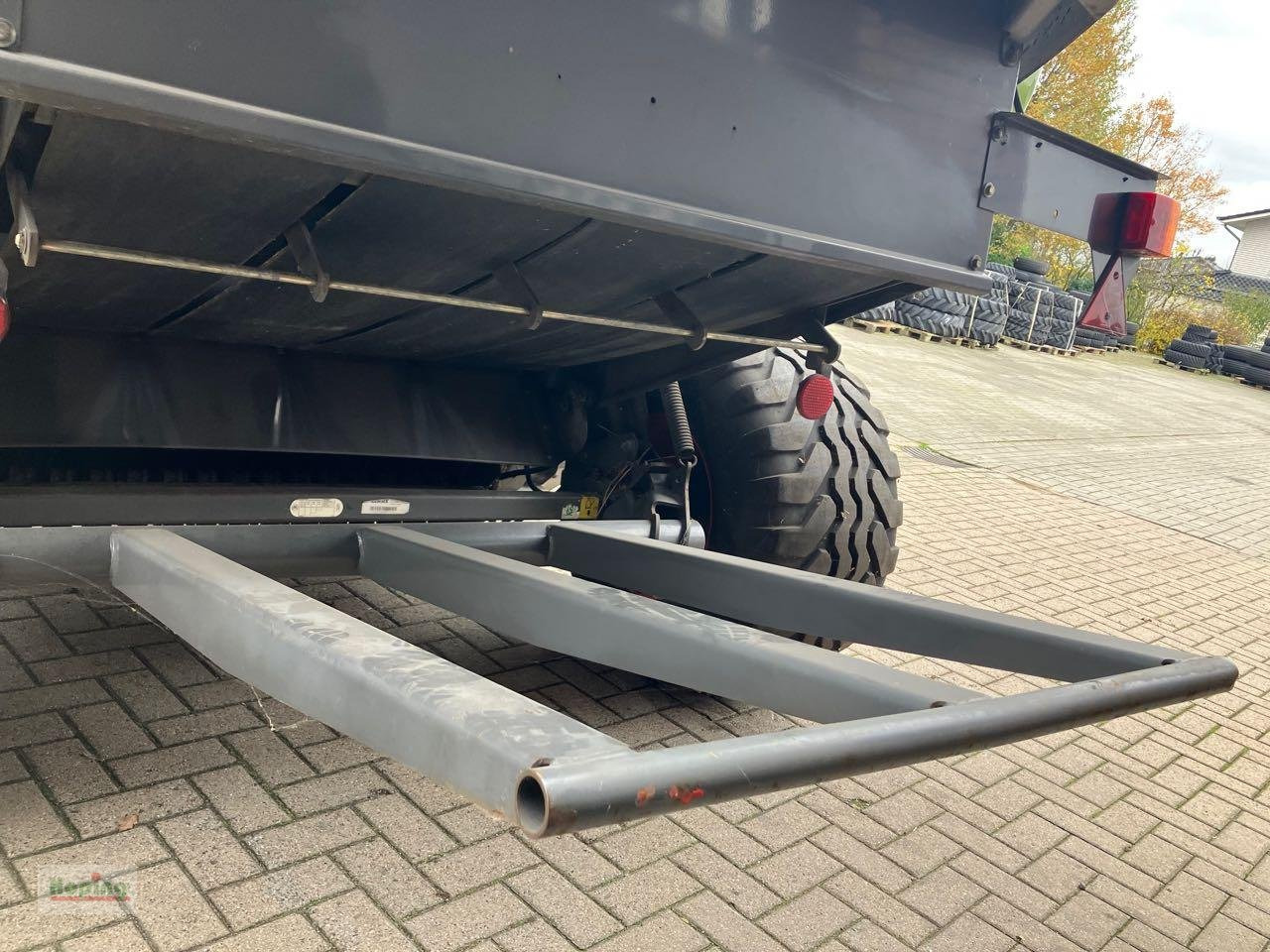 Enfardadeira de fardos redondos CLAAS Variant 385: foto 10