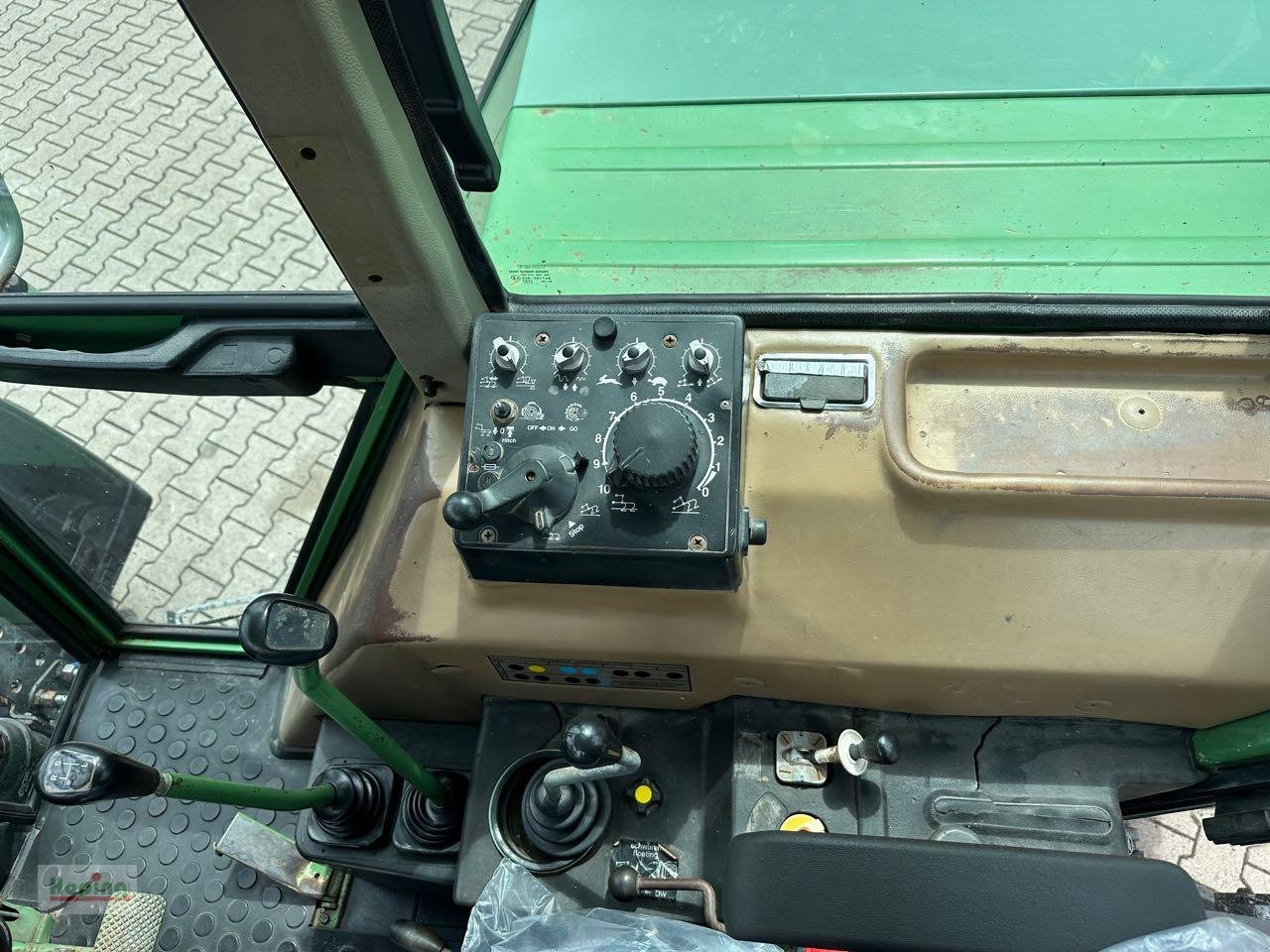 Trator Fendt Favorit 614 LSA Turbomatik: foto 16
