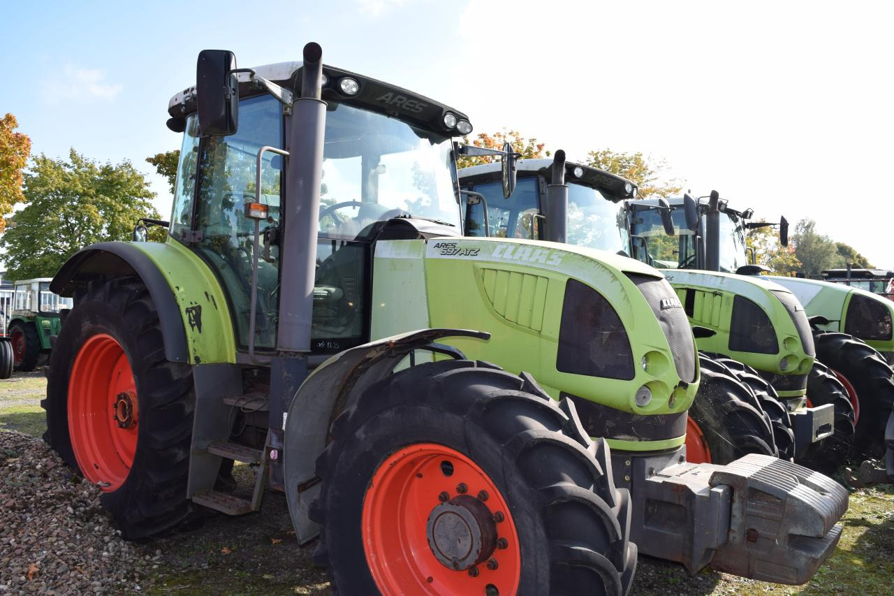 CLAAS Ares 697 ATZ - Trator: foto 1 CLAAS Ares 697 ATZ - Trator: foto 1