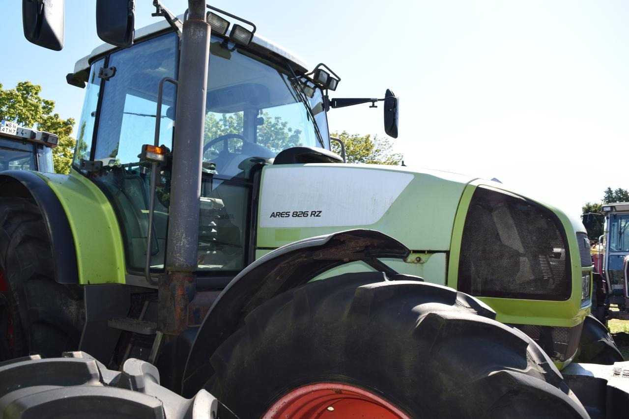 CLAAS Ares 826 RZ - Trator: foto 3 CLAAS Ares 826 RZ - Trator: foto 3