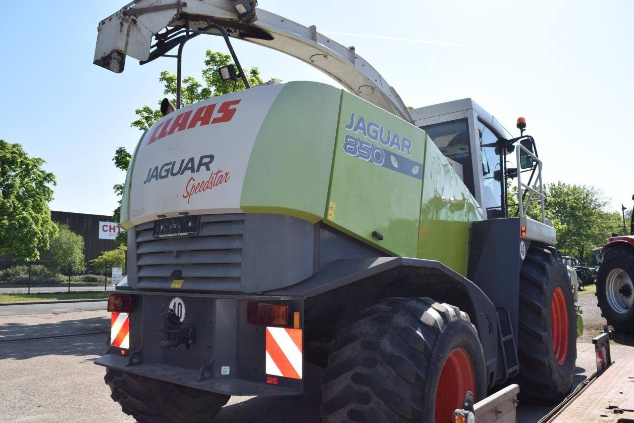 CLAAS Jaguar 850 Speedstar - Picadora de forragem automotriz: foto 4 CLAAS Jaguar 850 Speedstar - Picadora de forragem automotriz: foto 4