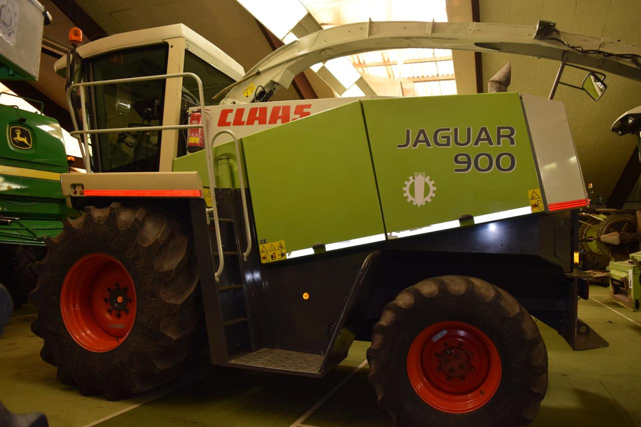 CLAAS Jaguar 900 - Picadora de forragem automotriz: foto 5 CLAAS Jaguar 900 - Picadora de forragem automotriz: foto 5