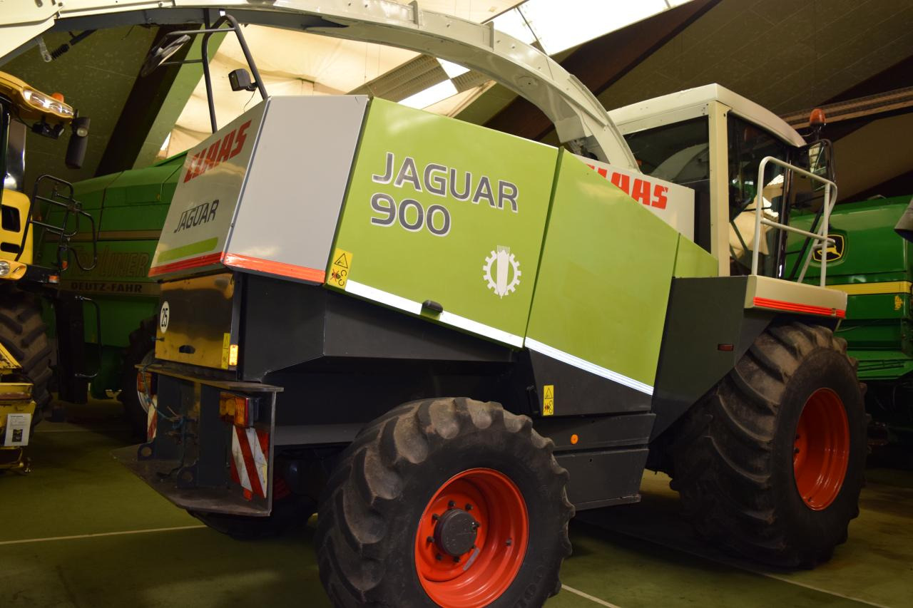 CLAAS Jaguar 900 - Picadora de forragem automotriz: foto 4 CLAAS Jaguar 900 - Picadora de forragem automotriz: foto 4