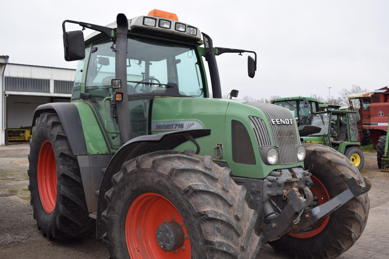 Fendt 716 Vario - Trator: foto 2 Fendt 716 Vario - Trator: foto 2