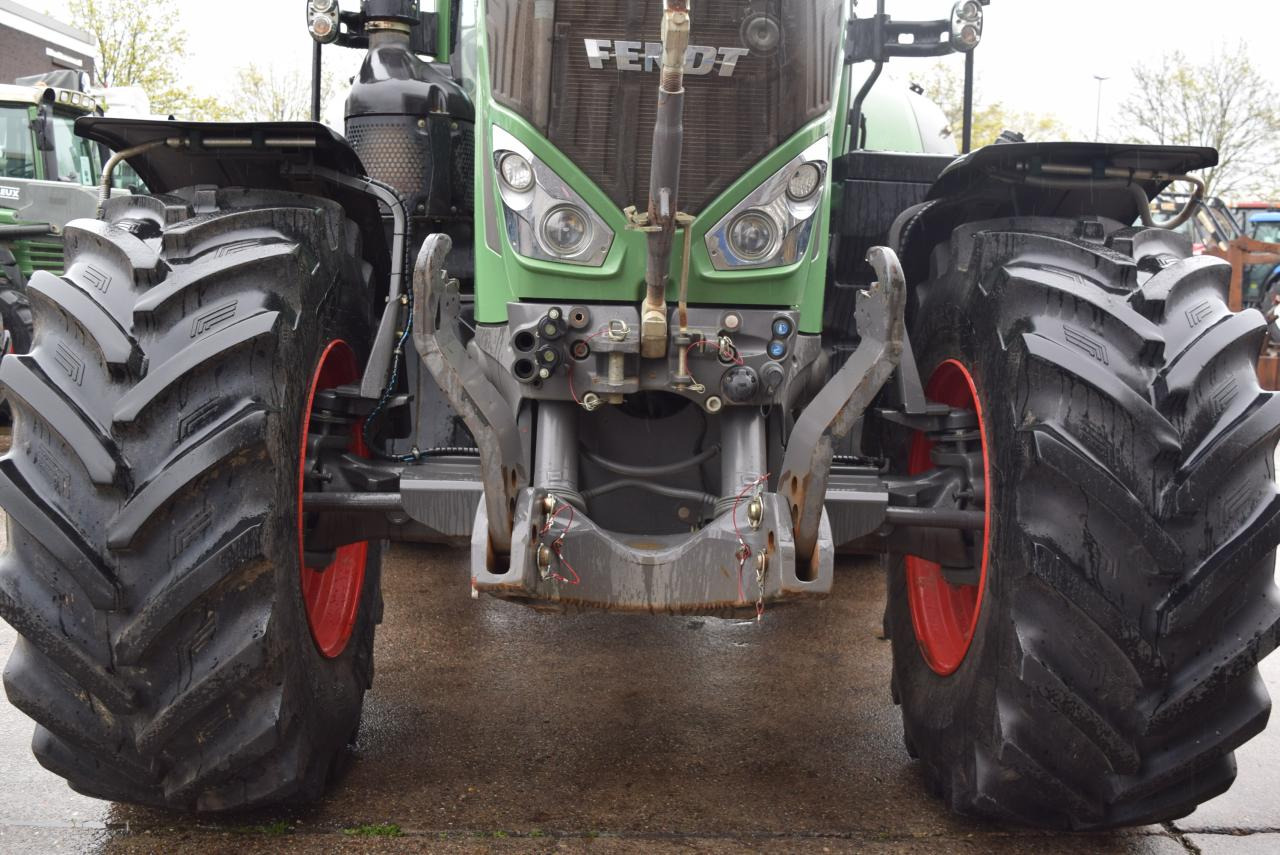 Fendt 826 Vario ProfiPlus - Trator: foto 5 Fendt 826 Vario ProfiPlus - Trator: foto 5