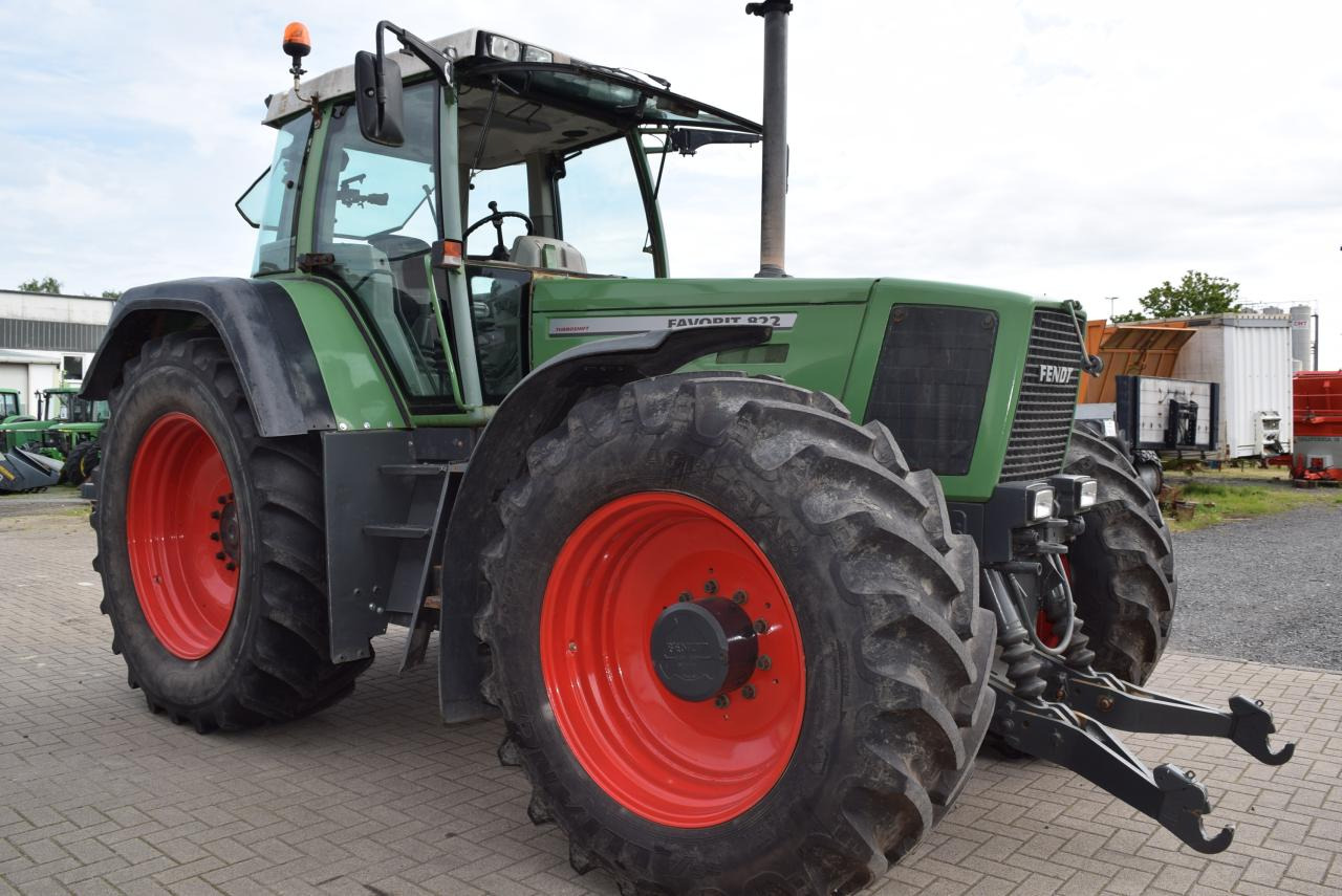 Fendt Favorit 822 - Trator: foto 4 Fendt Favorit 822 - Trator: foto 4