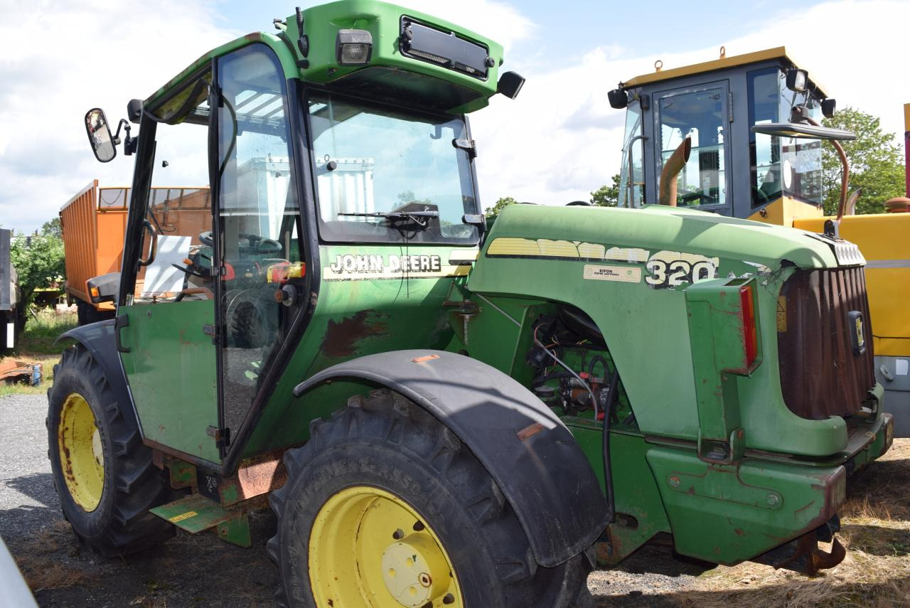 John Deere 3200 - Empilhador telescópico: foto 3 John Deere 3200 - Empilhador telescópico: foto 3