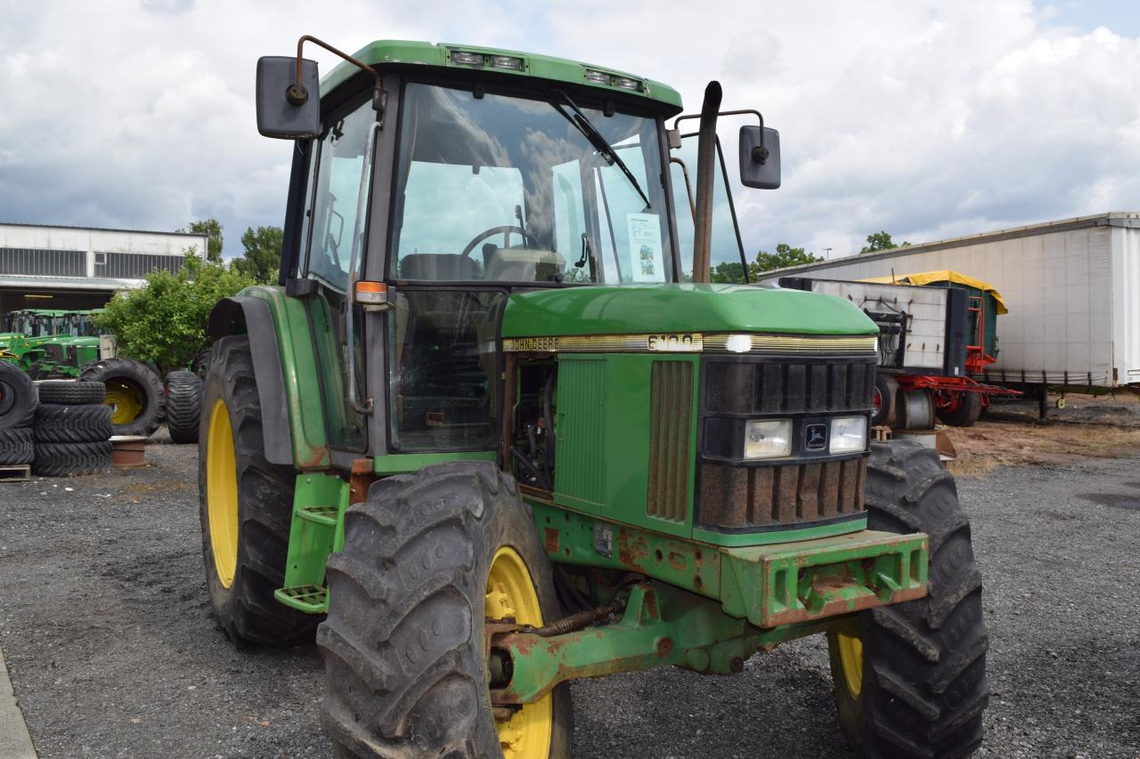 John Deere 6100 - Trator: foto 4 John Deere 6100 - Trator: foto 4
