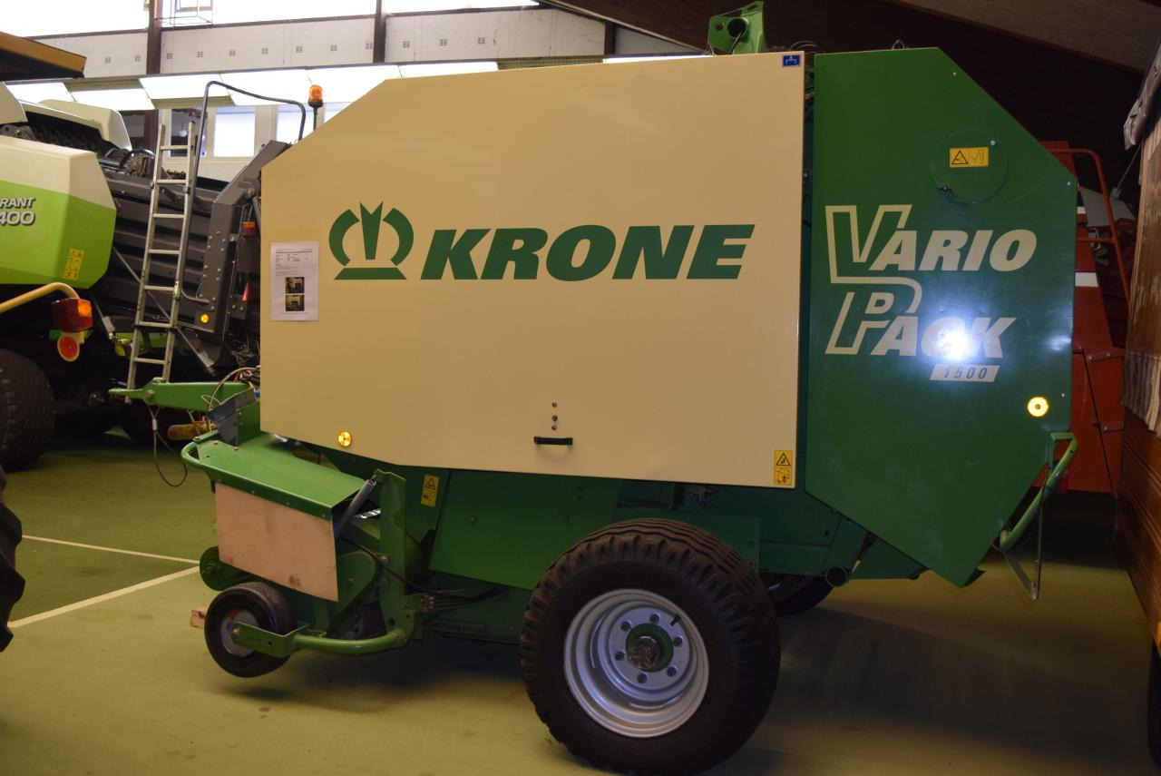 Krone Vario Pack 1500 - Enfardadeira de fardos redondos: foto 2 Krone Vario Pack 1500 - Enfardadeira de fardos redondos: foto 2